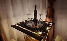 The Corner Loft - Cismigiu Garden